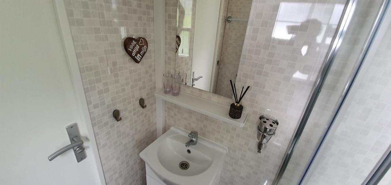 Chalet Valkenbosch Groenvink 85 โอสเตอร์ไวก์ ภายนอก รูปภาพ